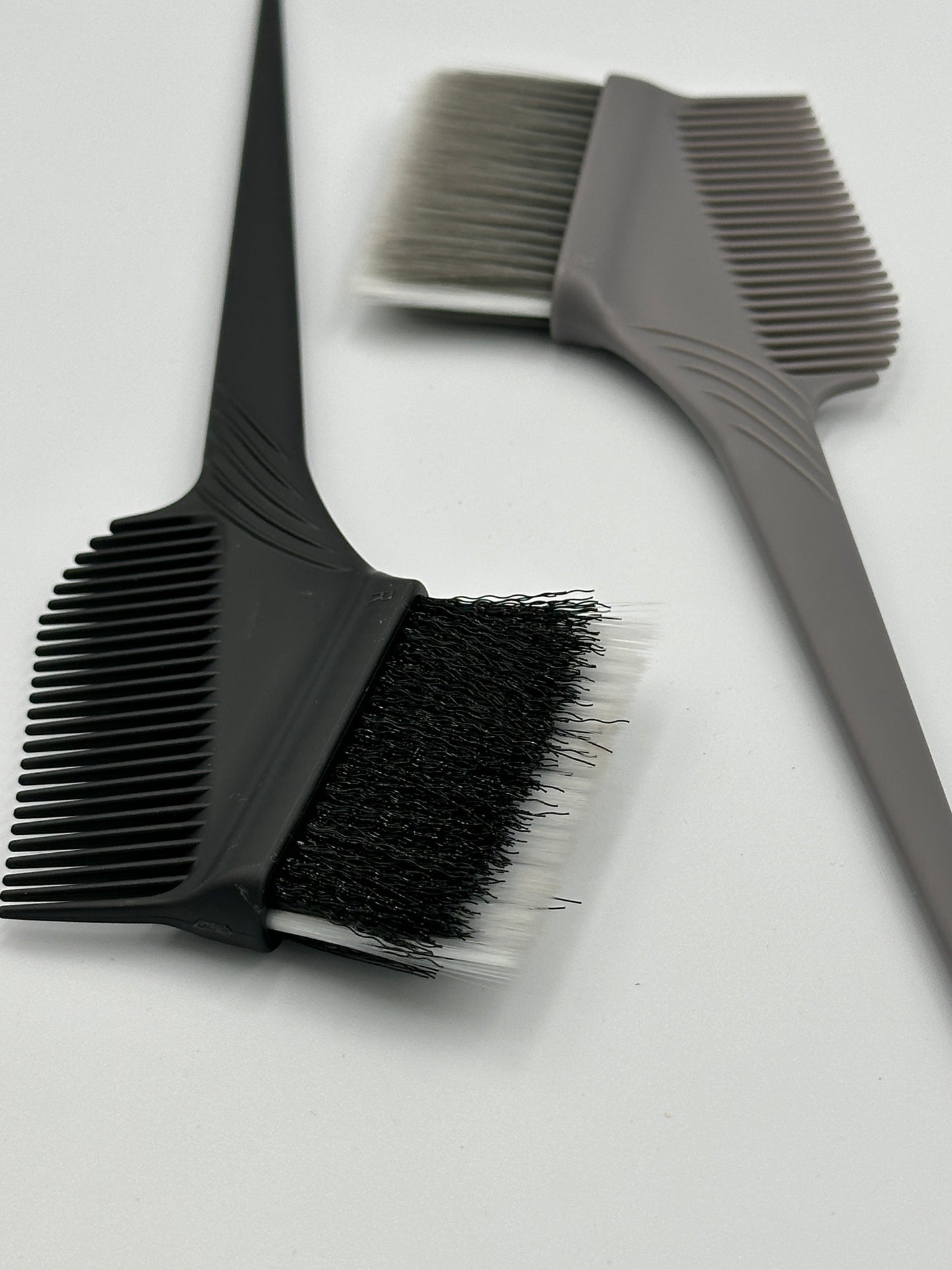 Three-layer hair dyeing comb