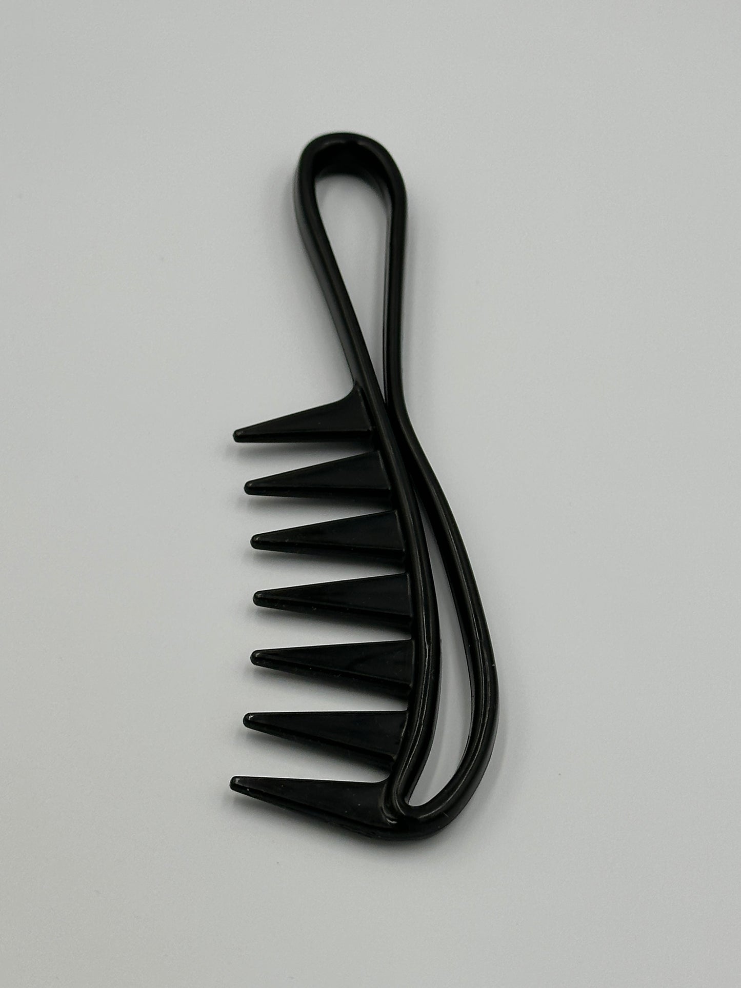 Shark Styling Comb