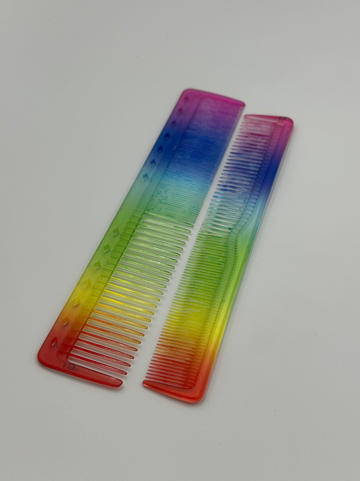 Rainbow Cutting Comb