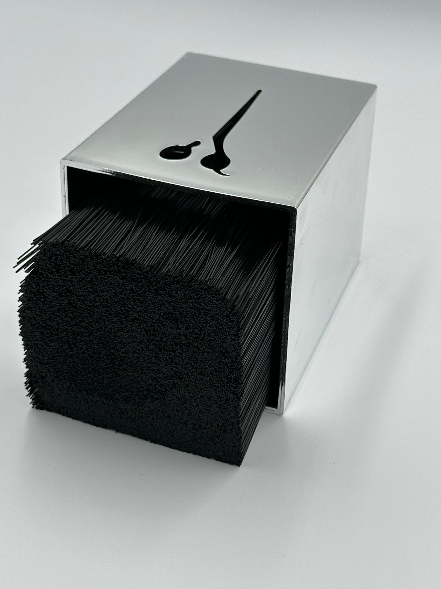 Scissors seat