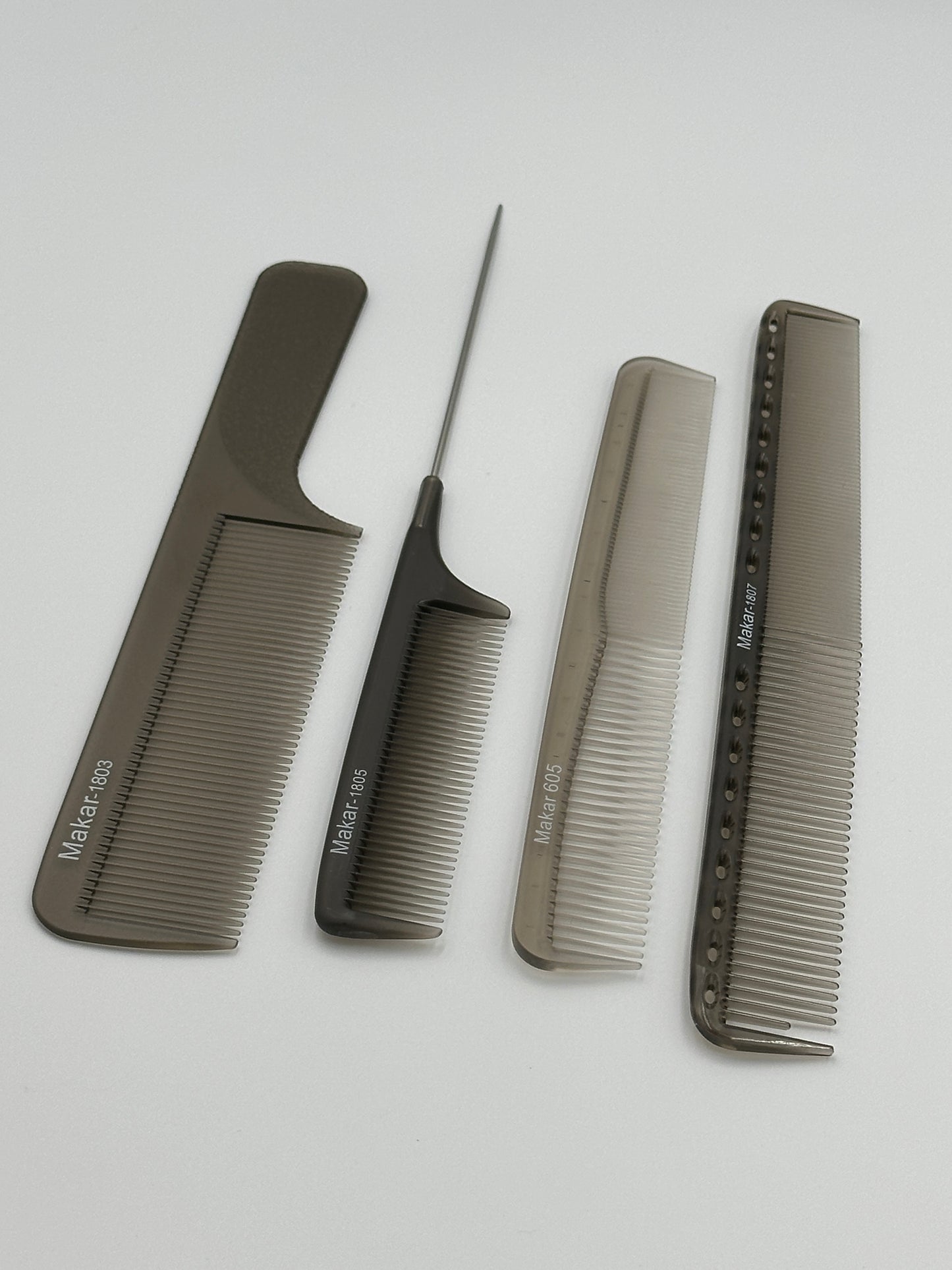 Makar Set of 4 Cutting Combs