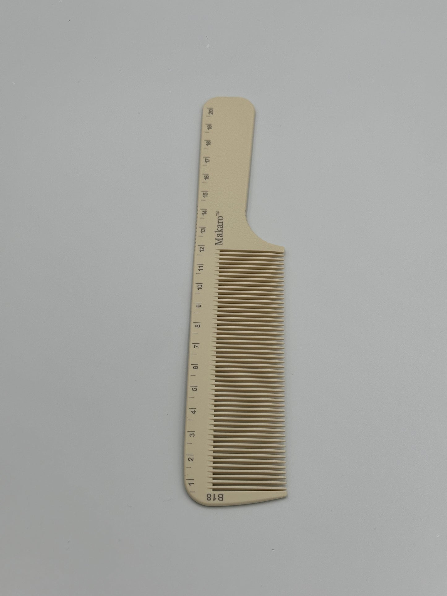 Makaro Set of 4 Cutting Combs