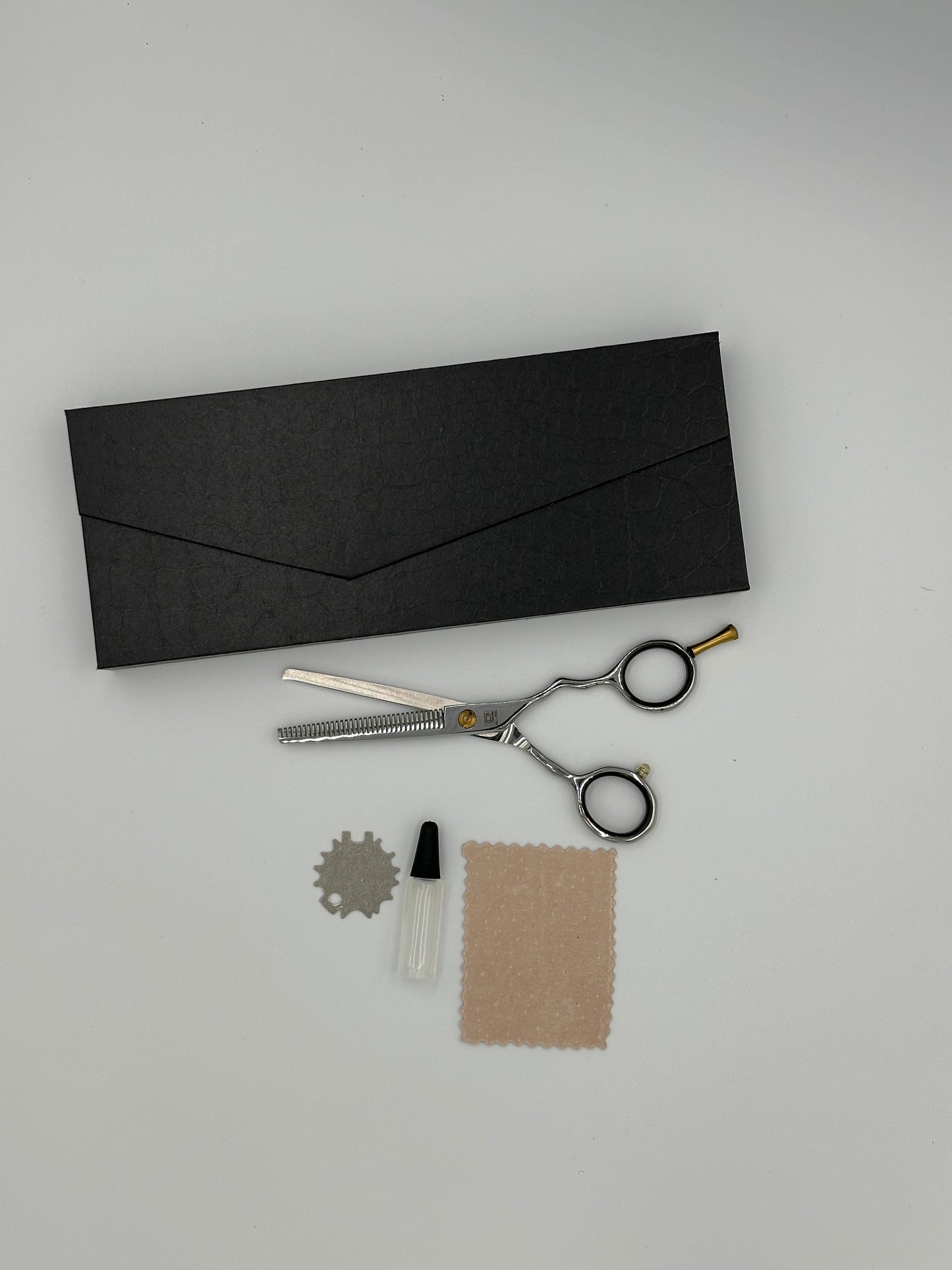 RB2-538 Profeel Handmade Thinning Shears