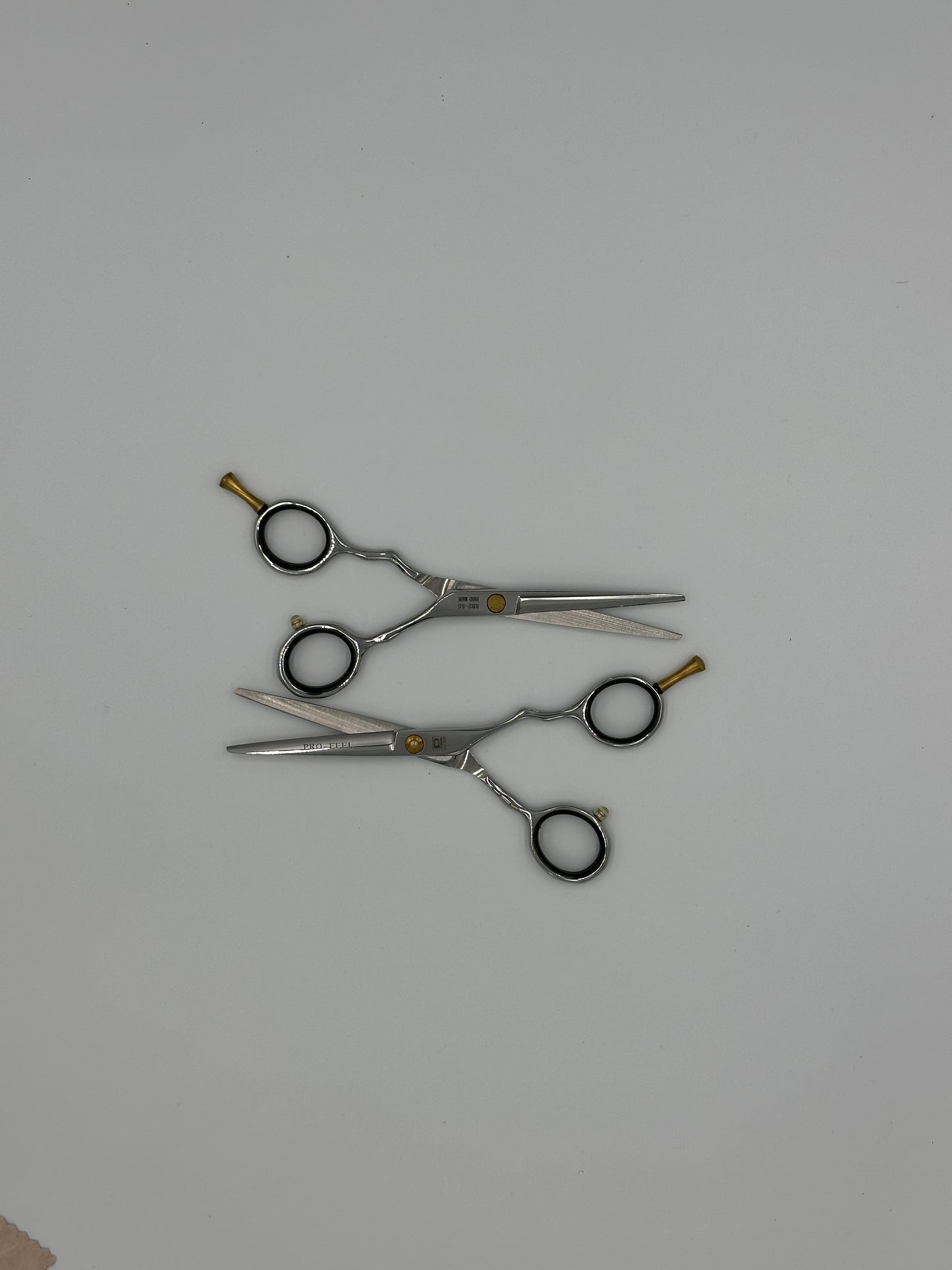 RB2-55 Profeel Handmade Hairdressing Scissors